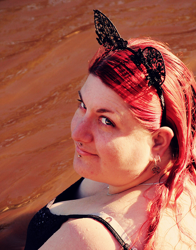 z kitty over shoulder